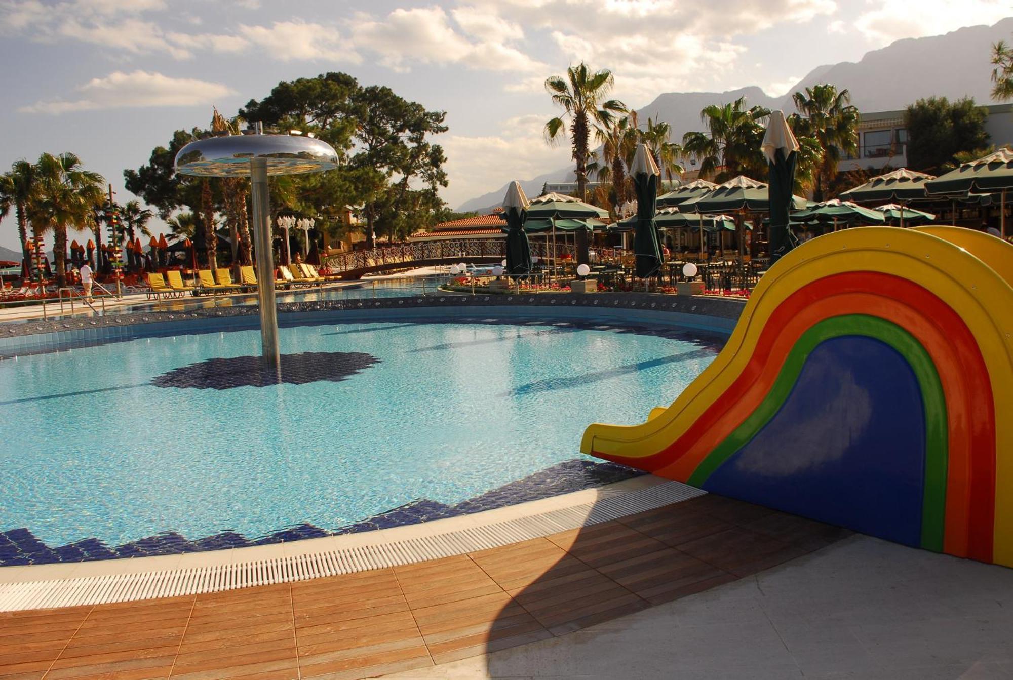 Club Boran Mare Beach Kemer Bagian luar foto