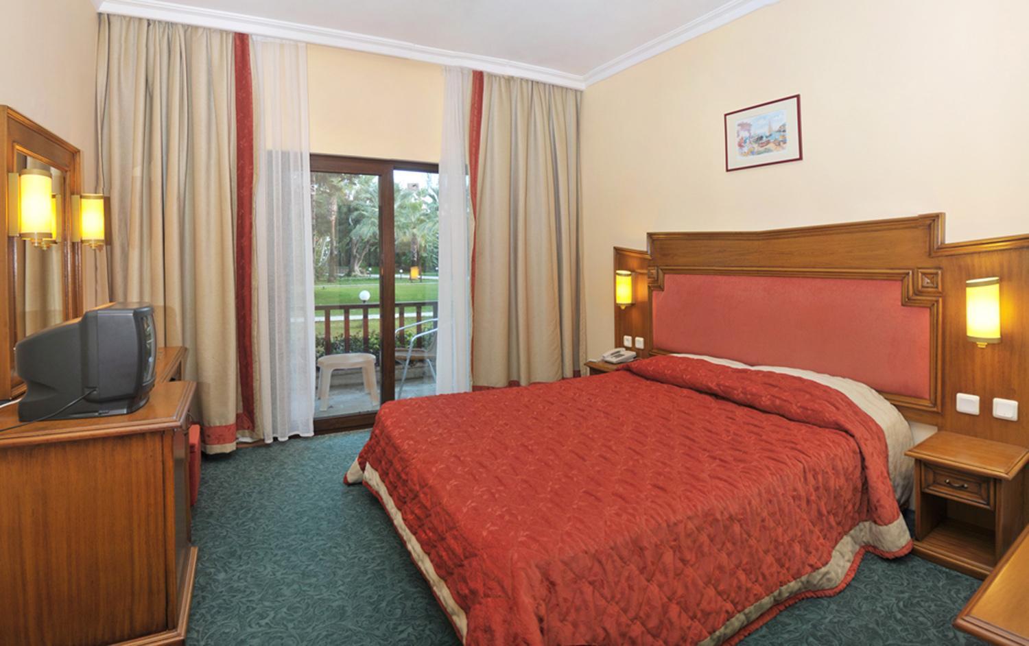 Club Boran Mare Beach Kemer Bagian luar foto