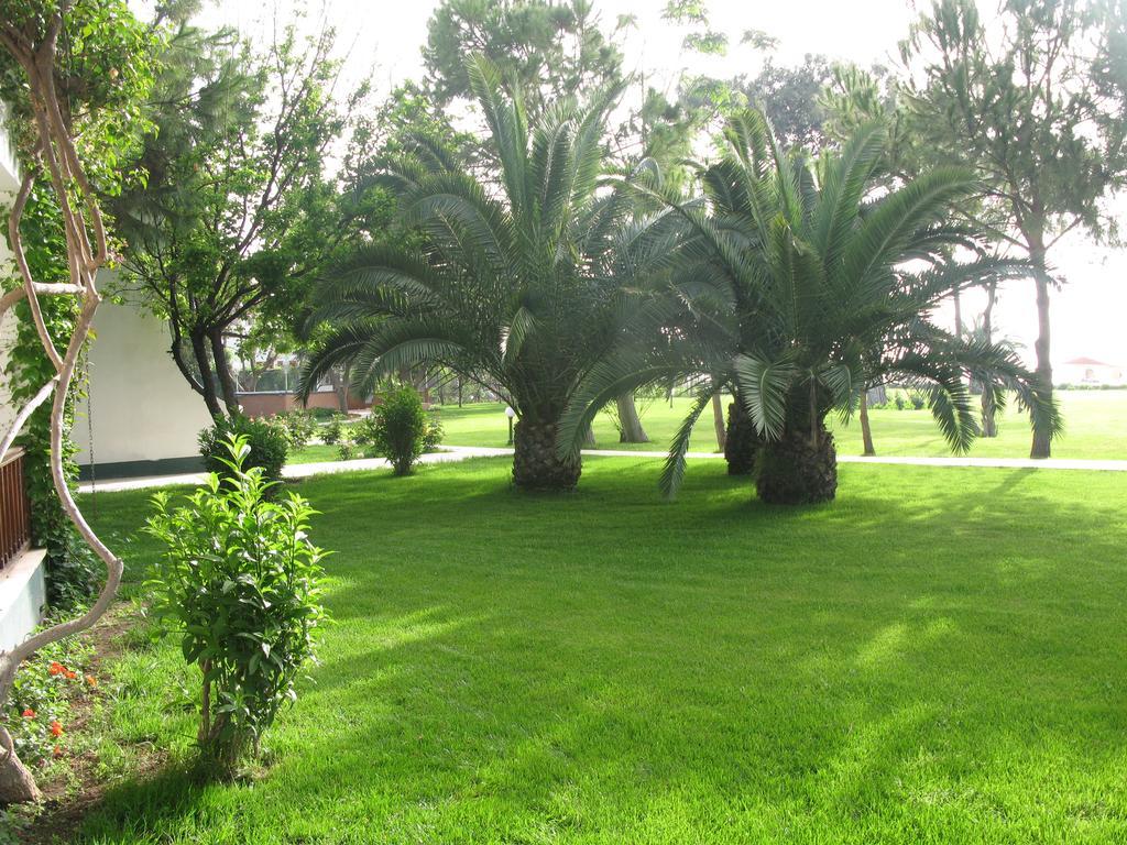 Club Boran Mare Beach Kemer Bagian luar foto
